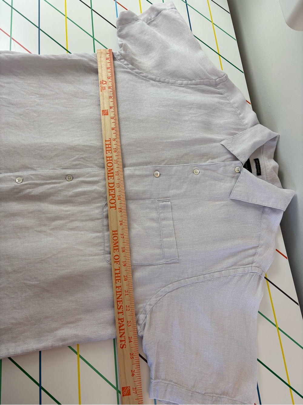 Banana Republic Irish Linen Large EUC Pale Gray Short-Sleeve Button-Up Shirt - Picture 6 of 6